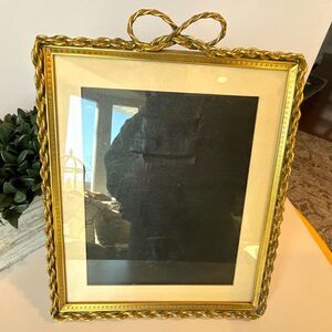 Gorgeous vintage table top frame twisted frame with bow top must see glam